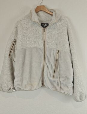 UGG Sherpa Zip-Up Fleece Jacket | Cozy Streetwear Layering Essential | Size S